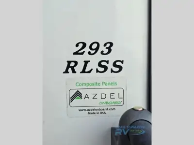 2020 Coachmen Apex Ultra-Lite 293RLDS photo 7