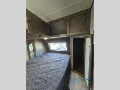 2020 Coachmen Apex Ultra-Lite 293RLDS photo 27
