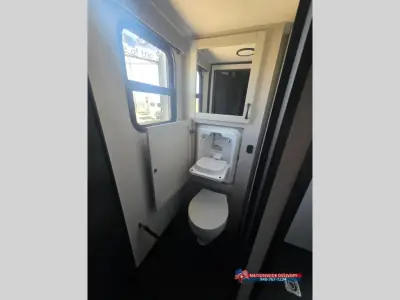 2026 Jayco Seismic 395 photo 14