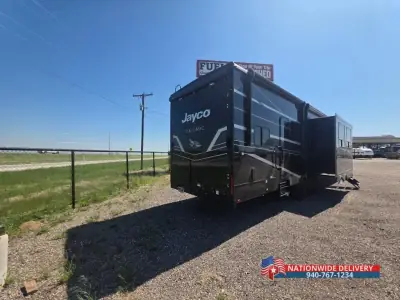 2026 Jayco Seismic 395 photo 5