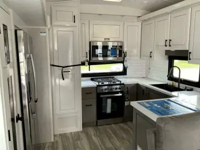 2025 Jayco Pinnacle 38FBRK photo 10
