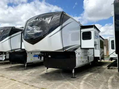 2025 Jayco Pinnacle 38FBRK photo 4