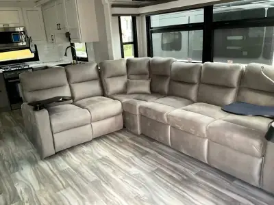 2025 Jayco Pinnacle 38FBRK photo 9