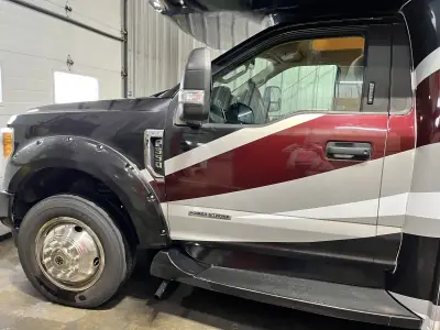 2018 Thor Motor Coach CHATEAU 35SM photo 14