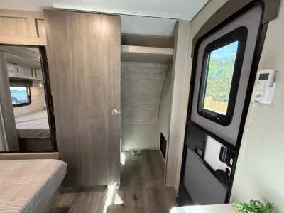 2026 Coachmen Catalina Legacy Edition 333DORM photo 59