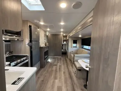 2026 Coachmen Catalina Legacy Edition 333DORM photo 65