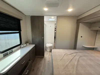 2026 Coachmen Catalina Legacy Edition 333DORM photo 64
