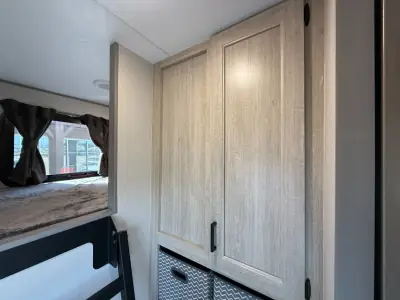 2026 Coachmen Catalina Legacy Edition 333DORM photo 20