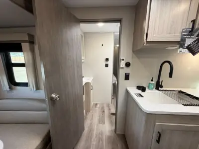2026 Coachmen Catalina Legacy Edition 333DORM photo 44