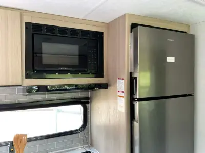 2025 Dutchmen Kodiak SE 280BHSL photo 15