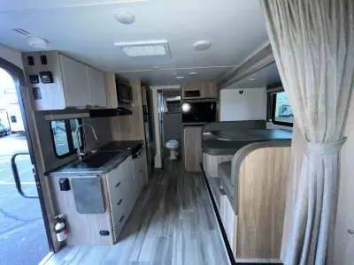 2021 Winnebago MICRO MINNIE 2108FBS photo 27