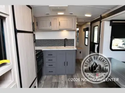 2022 Heartland Sundance Ultra Lite 222RB photo 8