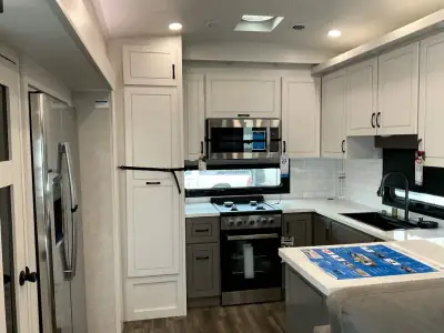 2025 Jayco North Point 365RKTS photo 8
