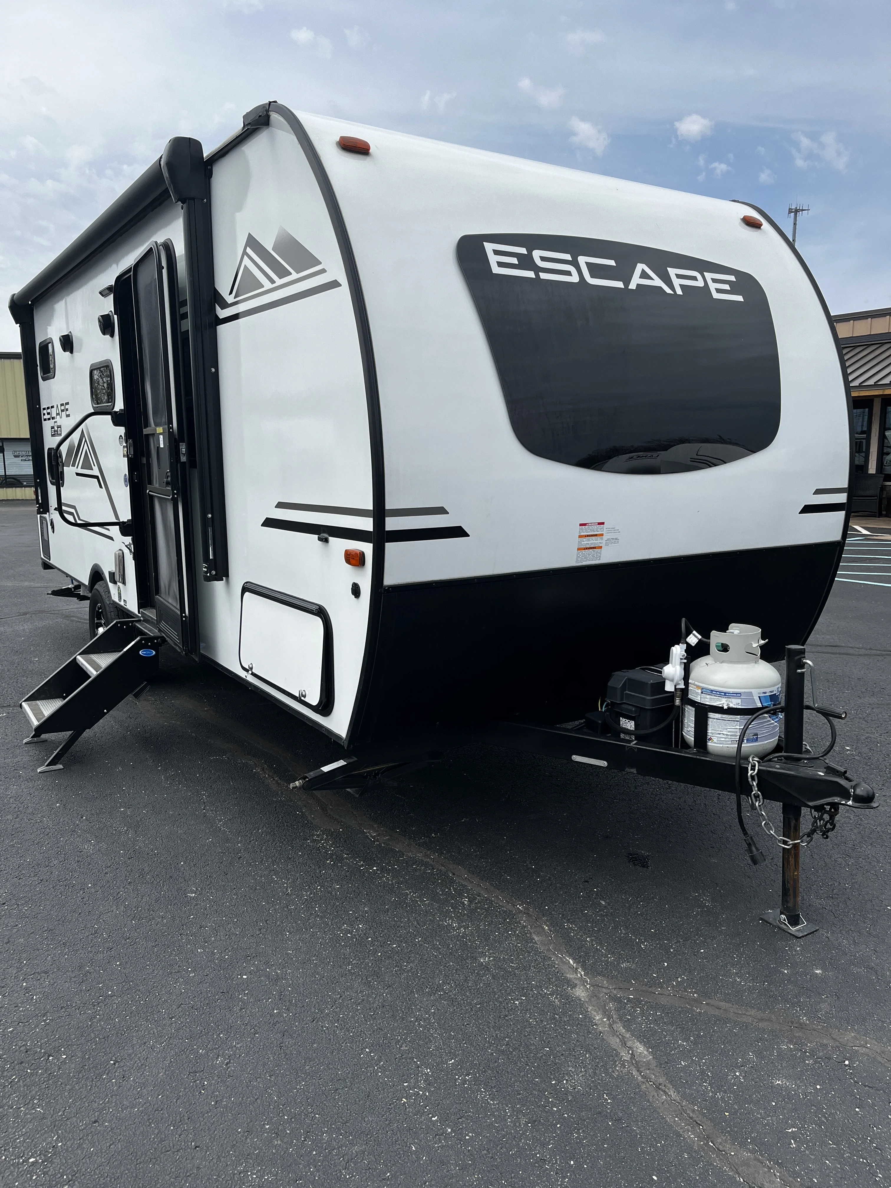 2022 K-Z ESCAPE E201BH exterior