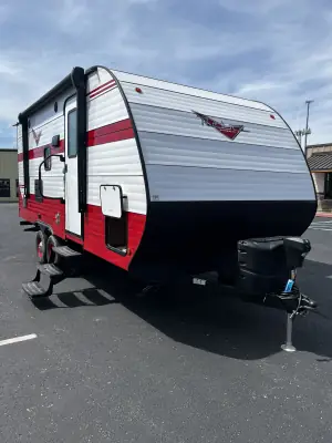 2023 Riverside RETRO 210