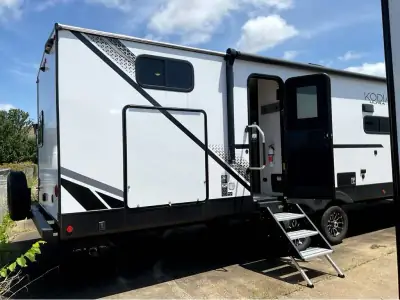 2025 Dutchmen Kodiak Ultra-Lite Ultra-Lite 332BHSL photo 30