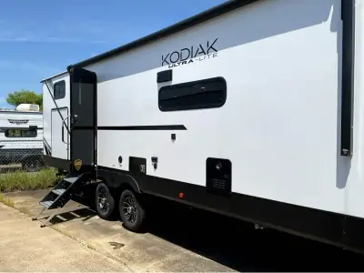 2025 Dutchmen Kodiak Ultra-Lite Ultra-Lite 332BHSL photo 23