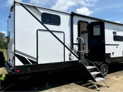2025 Dutchmen Kodiak Ultra-Lite Ultra-Lite 332BHSL photo 22