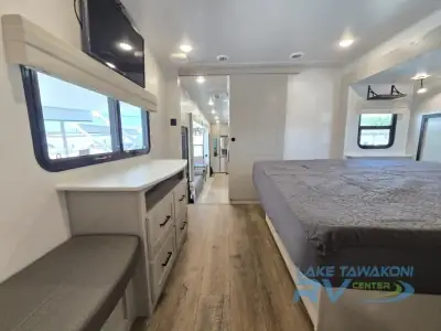 2023 Palomino Columbus 384RK photo 32