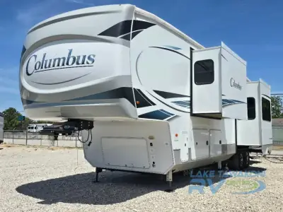 2023 Palomino Columbus 384RK photo 3