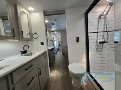 2023 Palomino Columbus 384RK photo 30