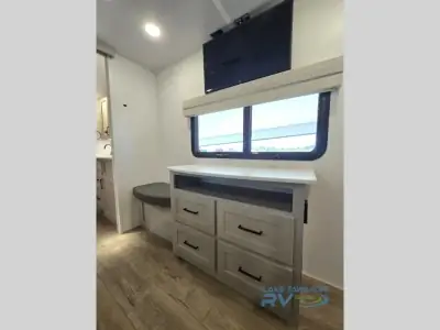 2023 Palomino Columbus 384RK photo 23