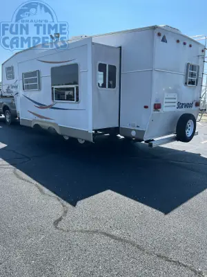 2005 Mckenzie STARWOOD 29RKS photo 3