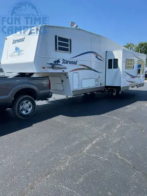 2005 Mckenzie STARWOOD 29RKS photo 2
