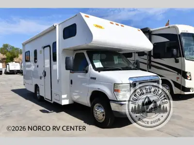 2016 Thor Motor Coach Majestic 23A photo 2