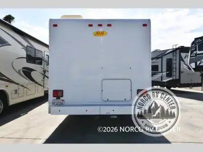 2016 Thor Motor Coach Majestic 23A photo 5