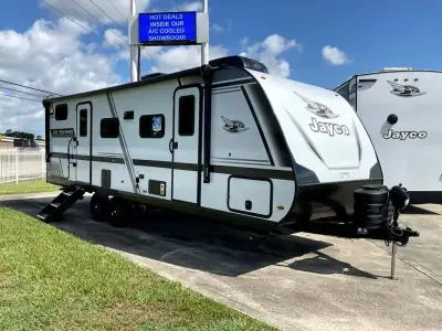 2027 Jayco Jay Feather 25BH photo 3