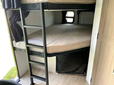 2027 Jayco Jay Feather 25BH photo 23