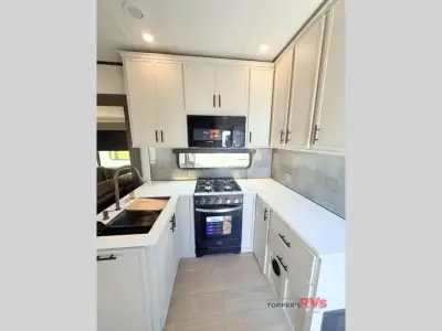 2027 Forest River Crusader 2SUITE photo 11