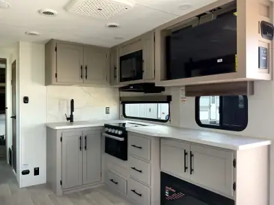 2027 K-Z Connect C271RL photo 8