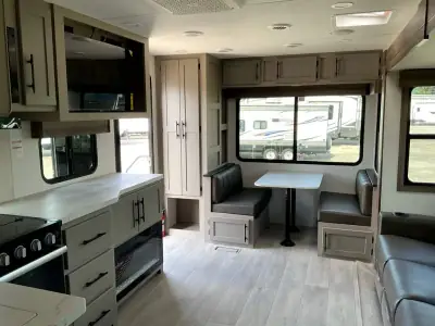 2027 K-Z Connect C271RL photo 11