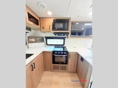 2027 Forest River Rockwood Mini Lite 2523MBR photo 20