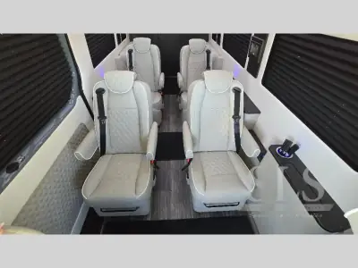 2026 Ogv Luxury Coach V-Cruise 10OBA AWD photo 28