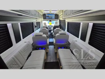 2026 Ogv Luxury Coach V-Cruise 10OBA AWD photo 47