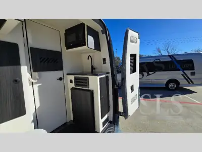 2026 Ogv Luxury Coach V-Cruise 10OBA AWD photo 7