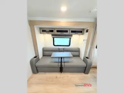 2027 Forest River Rockwood Mini Lite 2109S photo 8