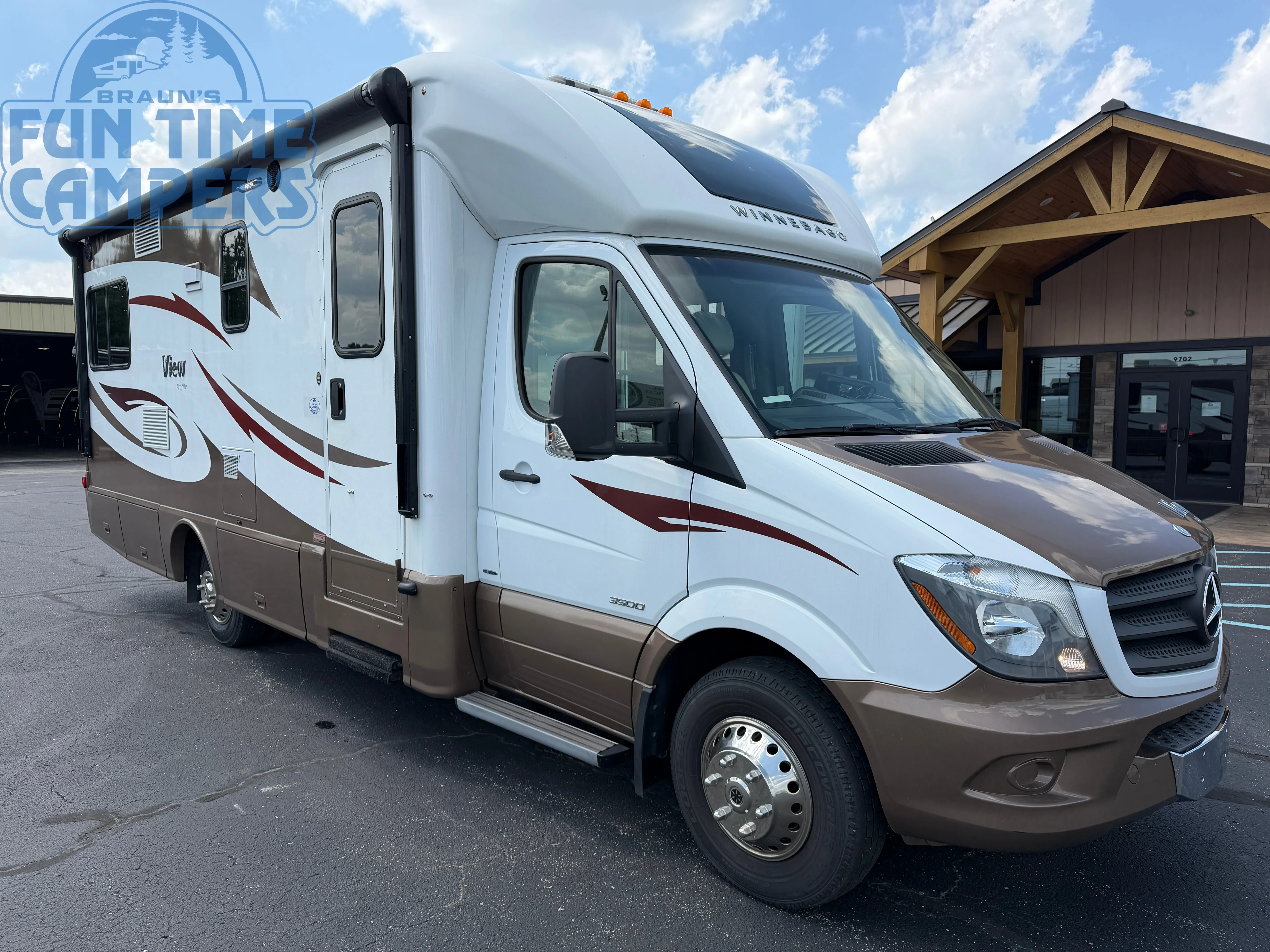 2014 Winnebago VIEW 24G exterior