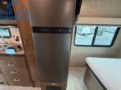 2014 Winnebago VIEW 24G photo 27