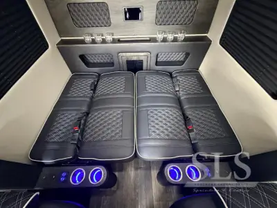 2027 Ogv Luxury Coach V-Drive 10OB photo 38