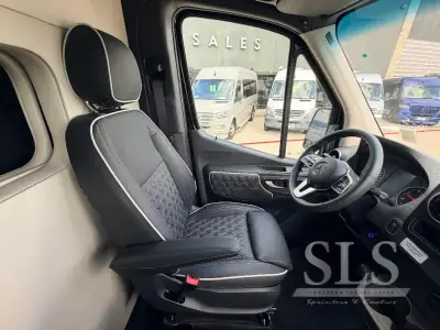 2027 Ogv Luxury Coach V-Drive 10OB photo 17