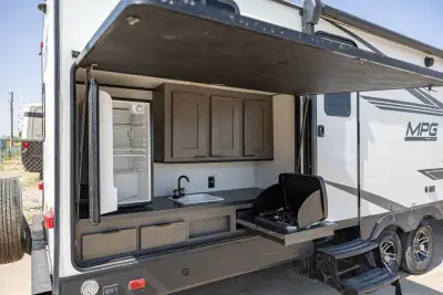 2021 Cruiser MPG 3100BH photo 7