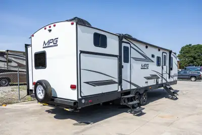 2021 Cruiser MPG 3100BH photo 4