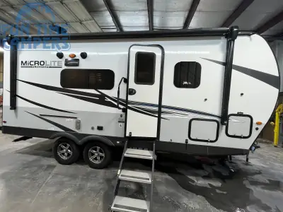 2021 Forest River FLAGSTAFF MICRO LITE 21DS photo 10