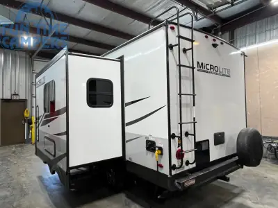 2021 Forest River FLAGSTAFF MICRO LITE 21DS photo 4