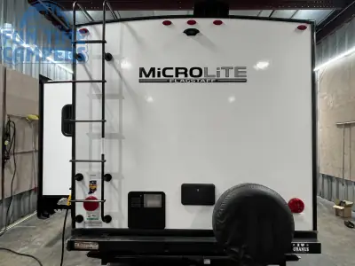 2021 Forest River FLAGSTAFF MICRO LITE 21DS photo 6