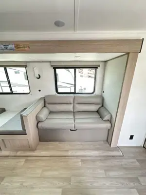 2026 Gulf Stream Conquest Lite Ultra-Lite 279BH photo 15